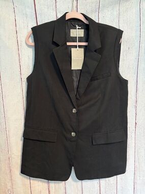 NWT Everlane The Sleeveless Blazer in Tencel- NO BELT